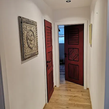 Boutique - Kammergraf, * Banska Stiavnica